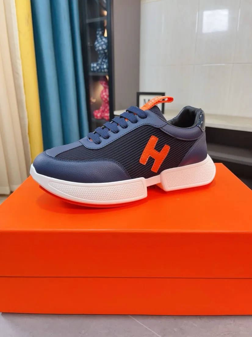 Men's shoes 💰460🌸🌸【HERMES】Hermès high-end quality original shoe upper: 🔝tumbled calfskin, suede calfskin, shoe body sewn H totem, outsole: ultra-light TPU foam·rubber; two-color molded outsole, ultra-high quality control·fine workmanship: highlighting (high-end·luxury·grade) 38-44 (45 can be customized)